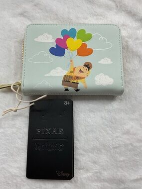 Loungefly UP wallet NWT